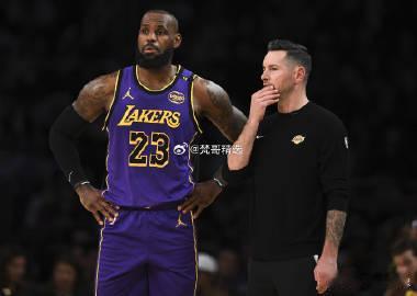 雷迪克：若詹姆斯感觉好那就该上场 但我们想尽可能处理好这问题今日NBA常规赛，湖