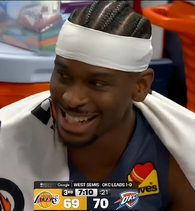 湖人媒体怒喷裁判：

“我已经完全失去了尊重，对不起，NBA绝对是为了钱或收视率