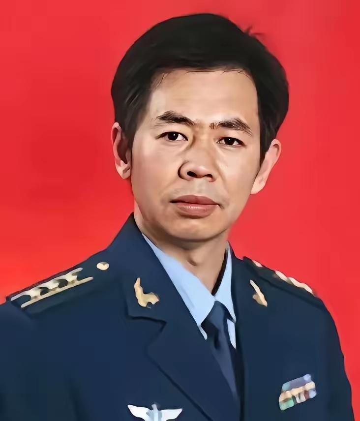 敌人打到家门口了，还不敢开第一枪？”戴旭直言对美国根本就不用怕，面对美国的挑衅时