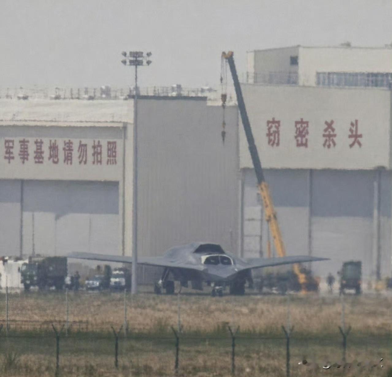 麦克阿瑟曾经说过：千万不能让军迷掌握AI…
军事 军迷速递