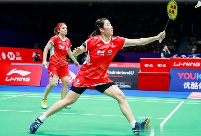 2-0！凡尘组合晋级4强，保住争冠希望，迎战日本王牌，为队友复仇
陈清晨贾一凡在