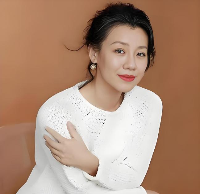 演员刘琳说：：我一直想要生孩子，结果35岁开始，第一次胎停了，第二次又胎停了，挺