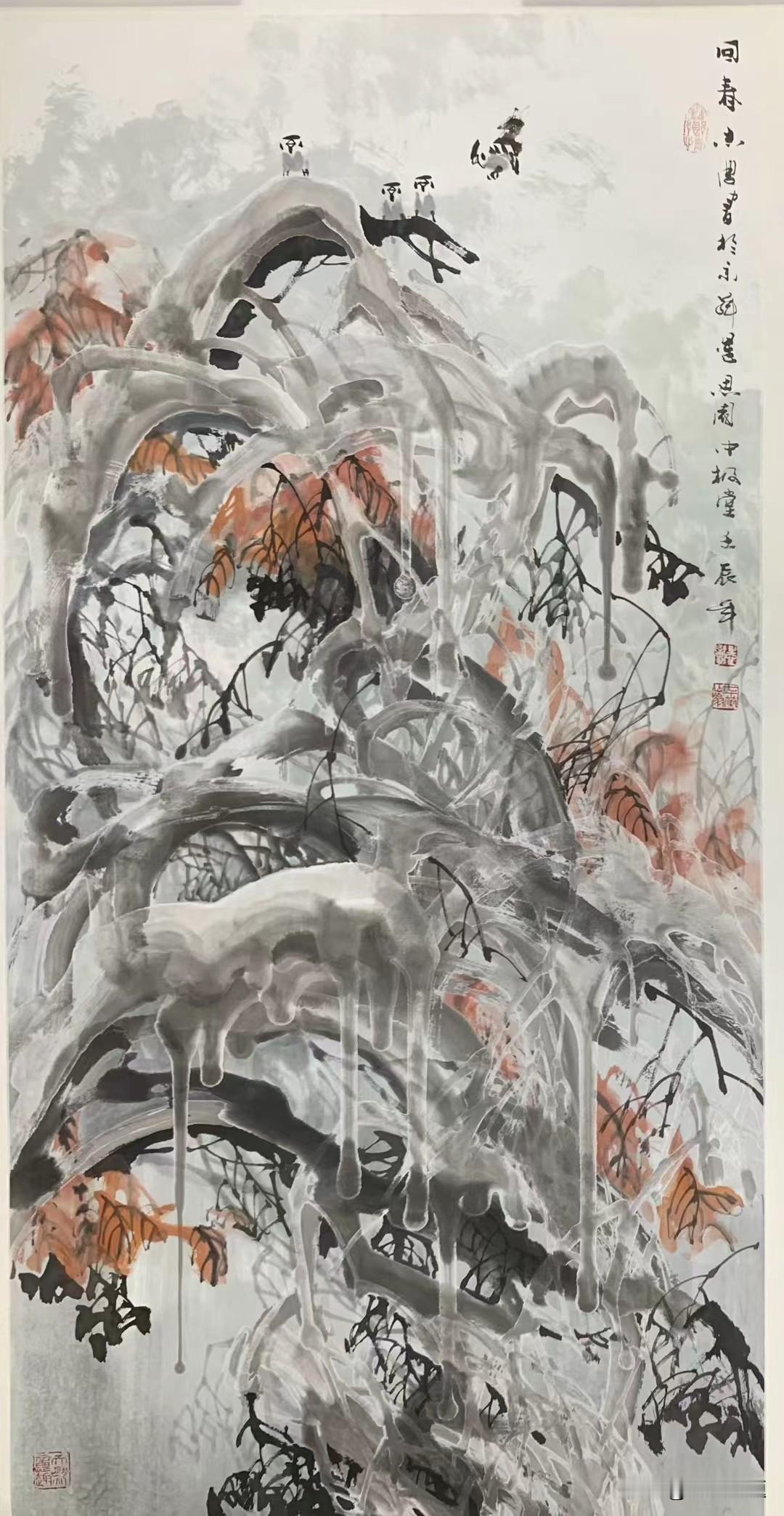 人这一生，最可贵的品质，是身处低谷，依然倔强向上。
 
我知道，你真的很累。
是