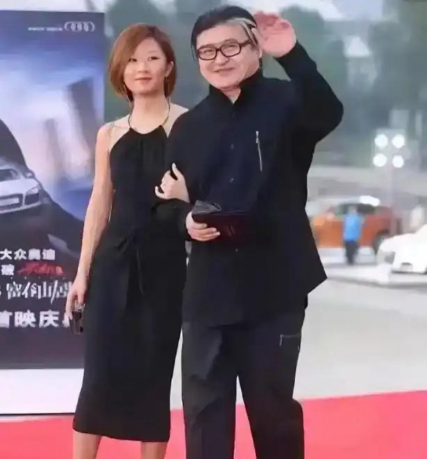 刘欢终于还是走了，他心里最舍不得放不下的不是别的事，就是那个被他放养了三十三年的
