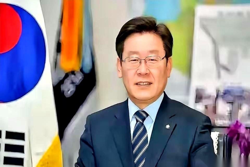 韩国人，组了个20多人的大团，浩浩荡荡跑到咱们这儿来……
取经了。
学什么？自动