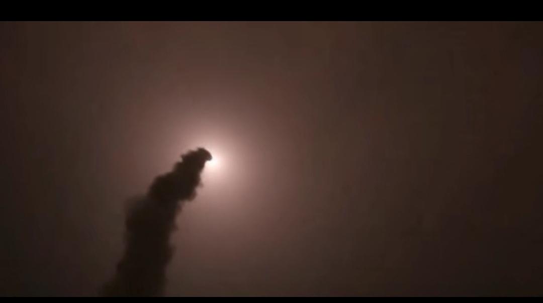 直接点名指挥官！伊朗第46波猛攻，中东格局彻底改写！
 
当地时间3月13日晚，