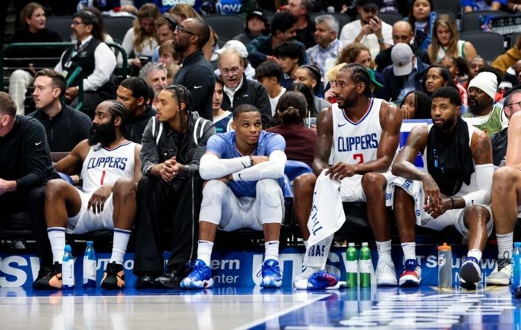 泰伦卢：小卡本人对于无法出战G1也非常沮丧。#nba季后赛##快船vs独行侠# 
