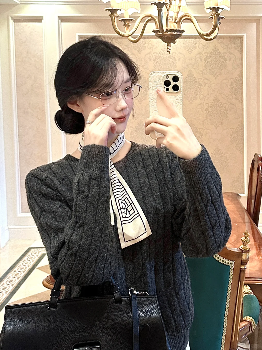 👓｜今日份清冷高智感学姐～