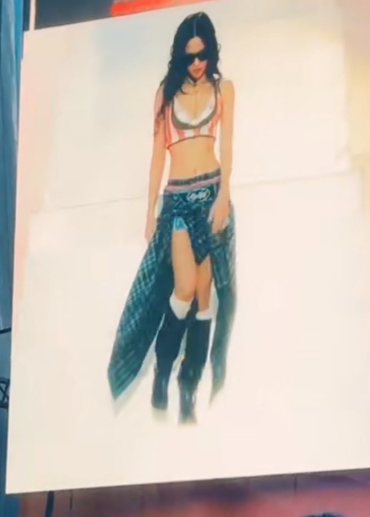 JENNIE我靠 完全建模 美晕了 