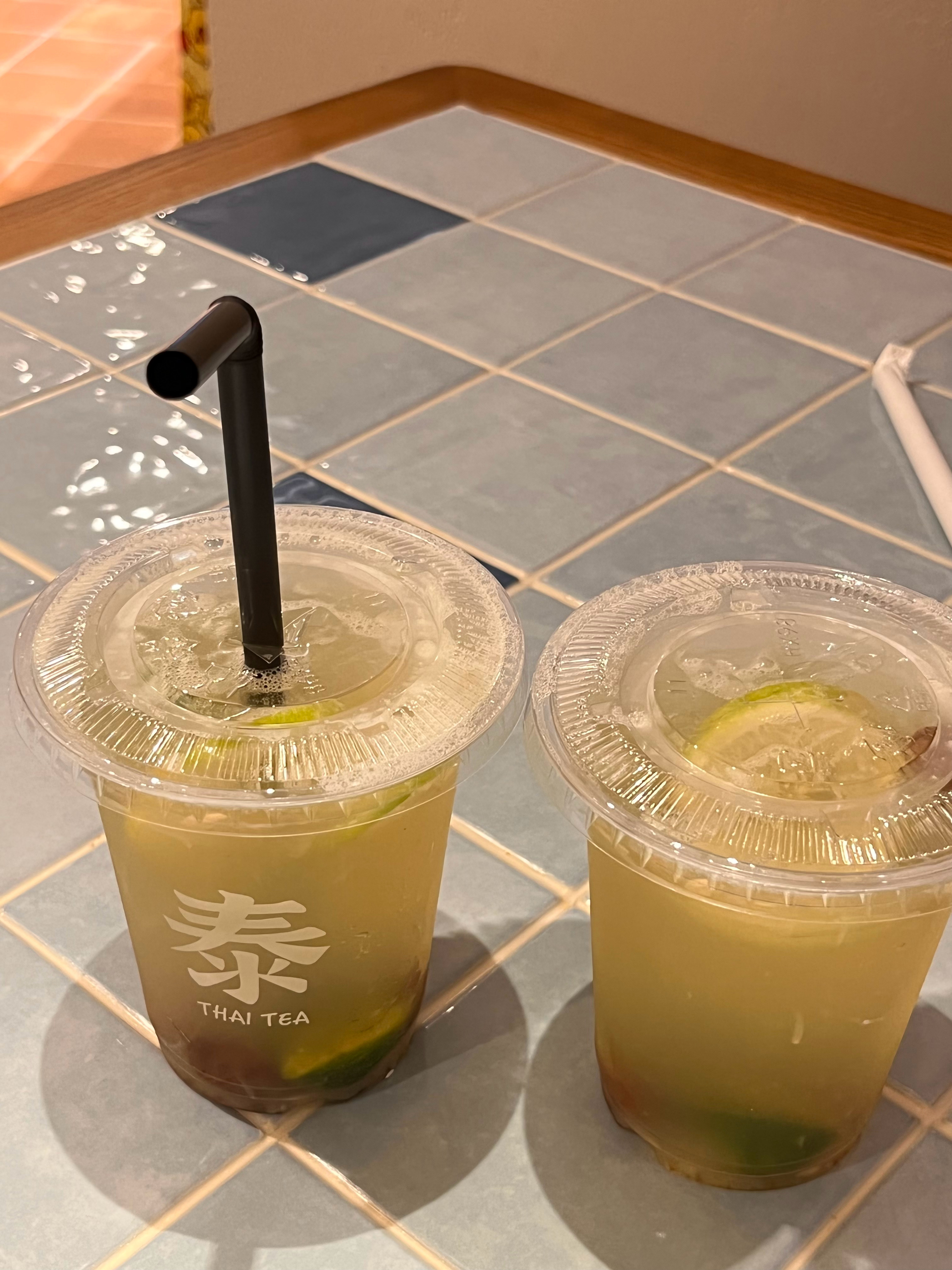 📍泰妙来吃泰餐啦味道还不错啦 店内的装修风格也很简约时尚喜欢喜欢很喜欢怡崽美食