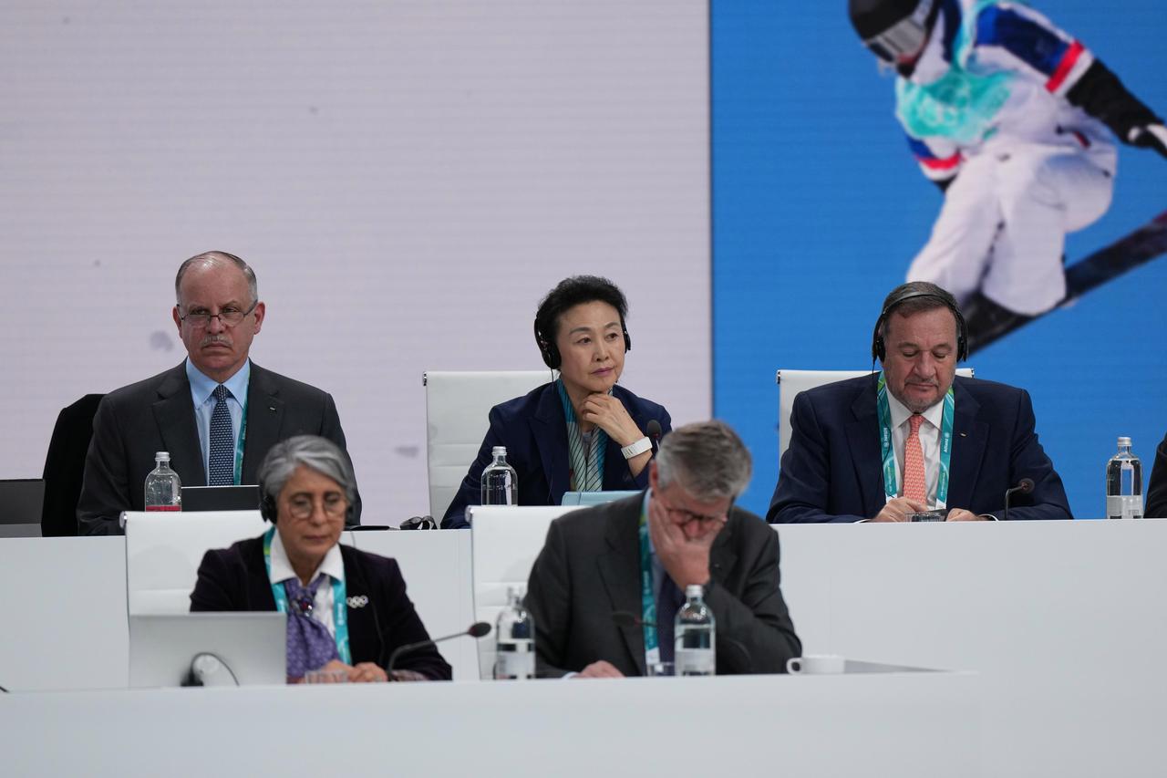 国际奥委会这次真的是把话挑明了！听起来像在抱怨，细品之下全是“错愕”。

前主席