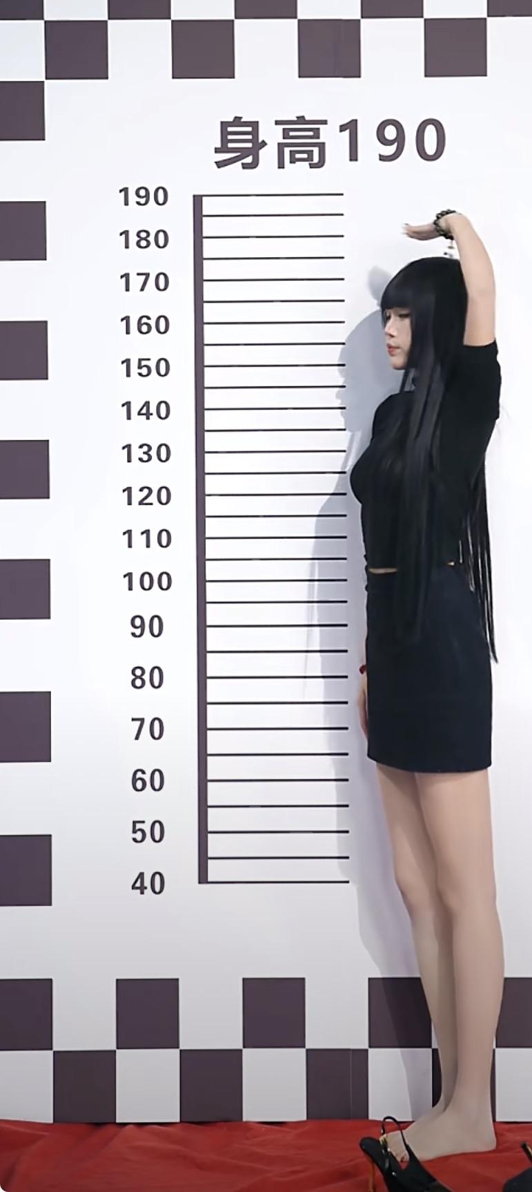 190cm高挑女神，黑白穿搭显气质！