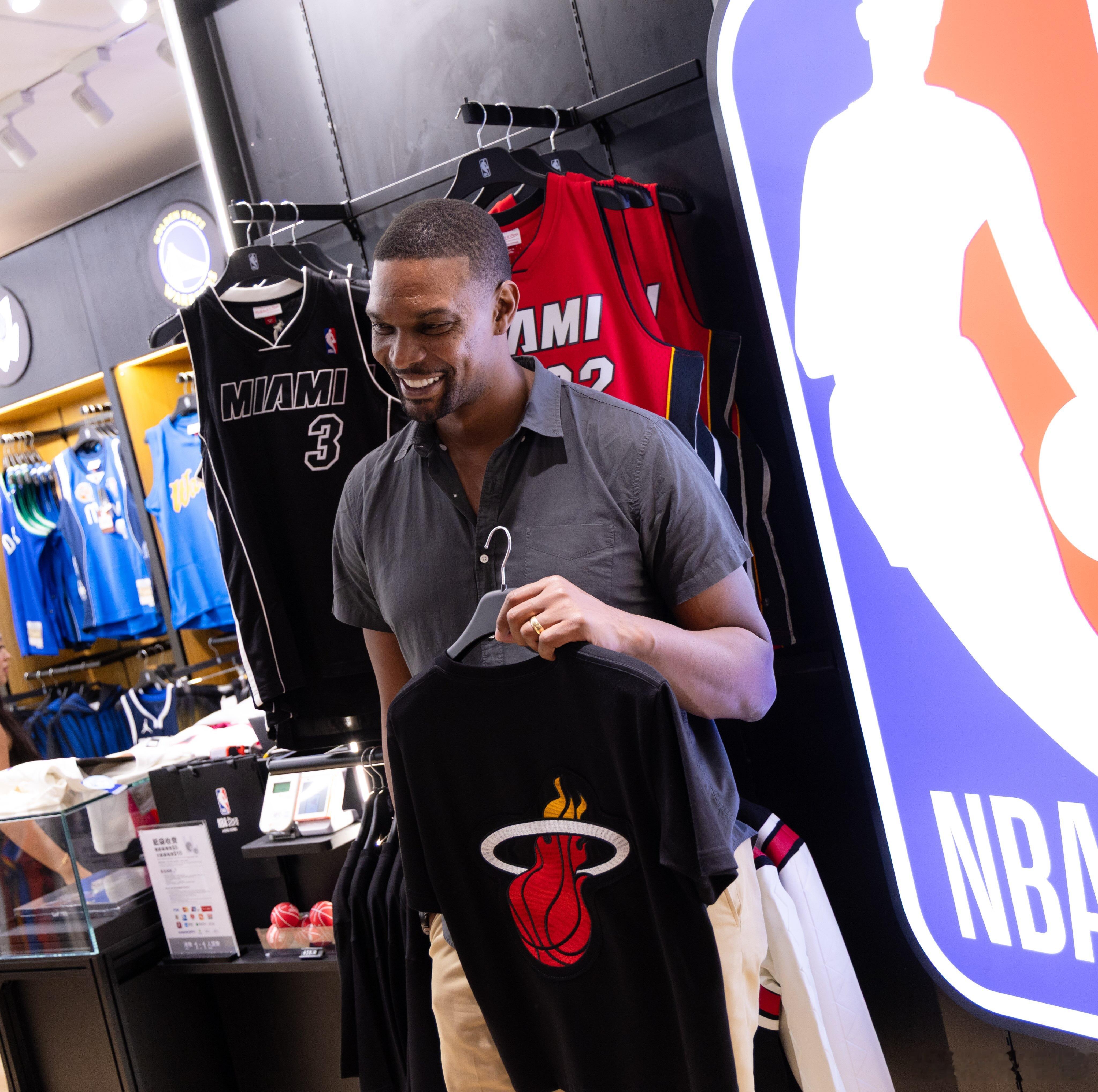波什在香港nba季前赛