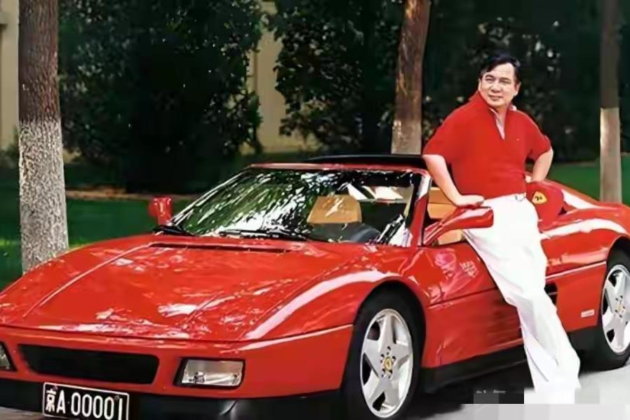 足球小将的庆功宴，来的人真不少。

14个中国孩子，平均12岁，自费去欧洲踢球，