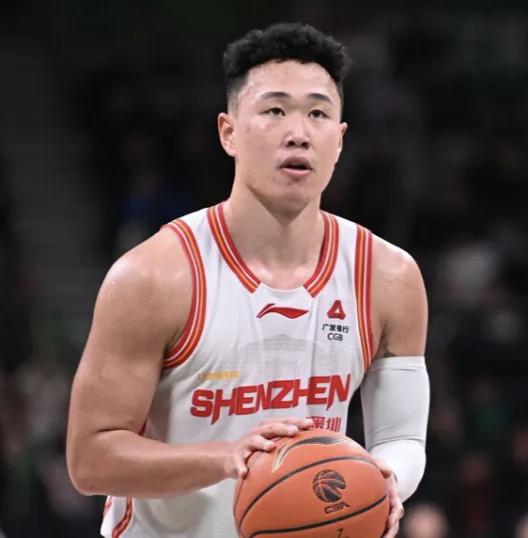 中国男篮/CBA第一阶段接近尾声，贺希宁、庞峥麟最有希望入选新一期国家队？还有一