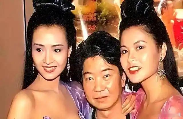 蔡澜无儿无女、酒色财气、声色犬马的一生！多少男人羡慕的对象吧！ ​​​
