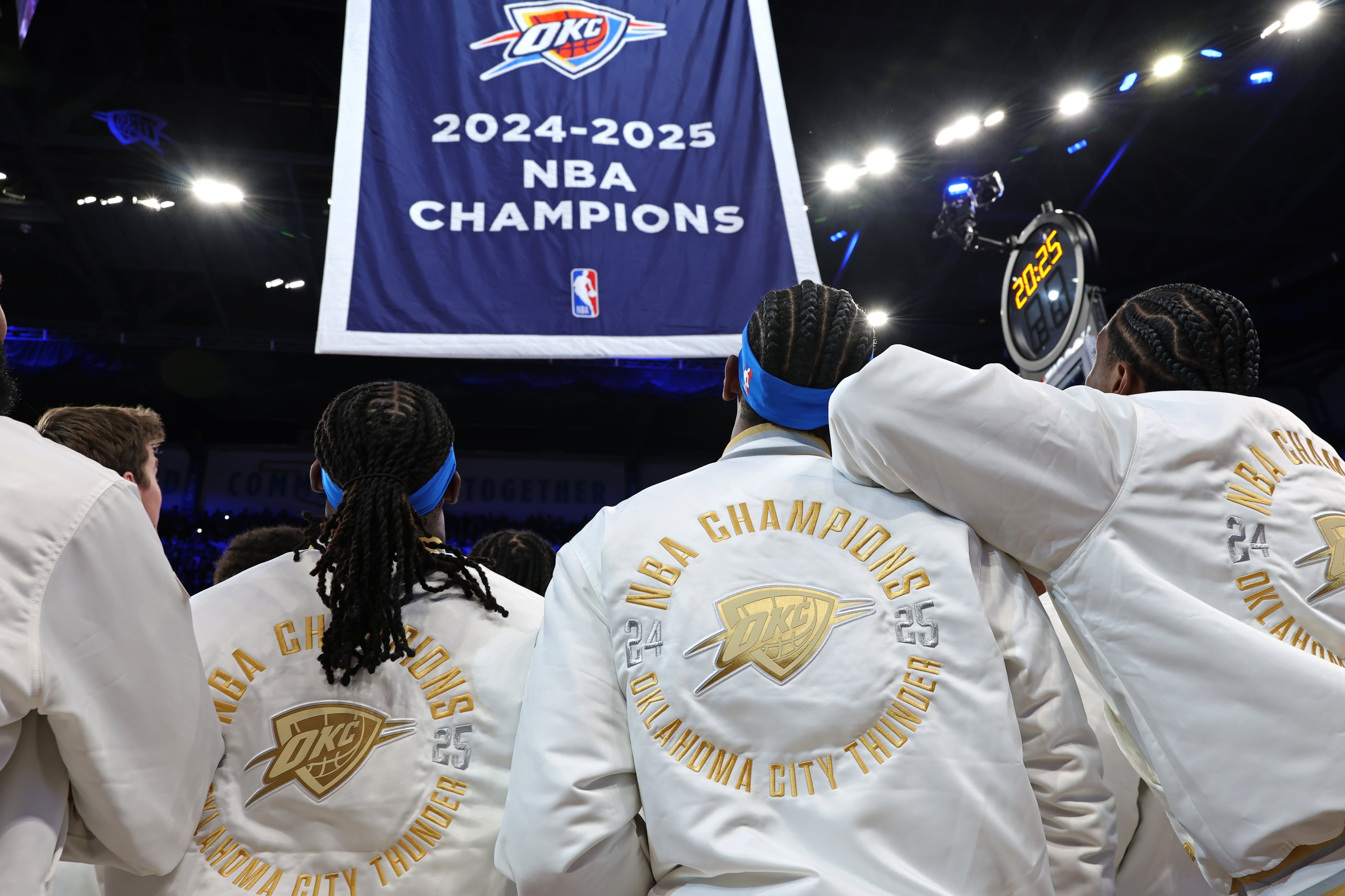 晚安大伙，晚安雷霆[月亮]雷霆双加时战胜火箭亚历山大mvp成色真足啊 ​​​