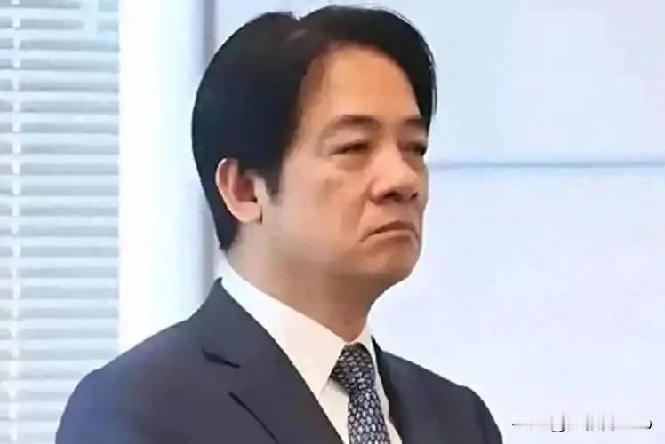 绿营大佬点破赖清德刚愎自用：民进党误判形势，恐跌落谷底！
 
民进党当局最近又来