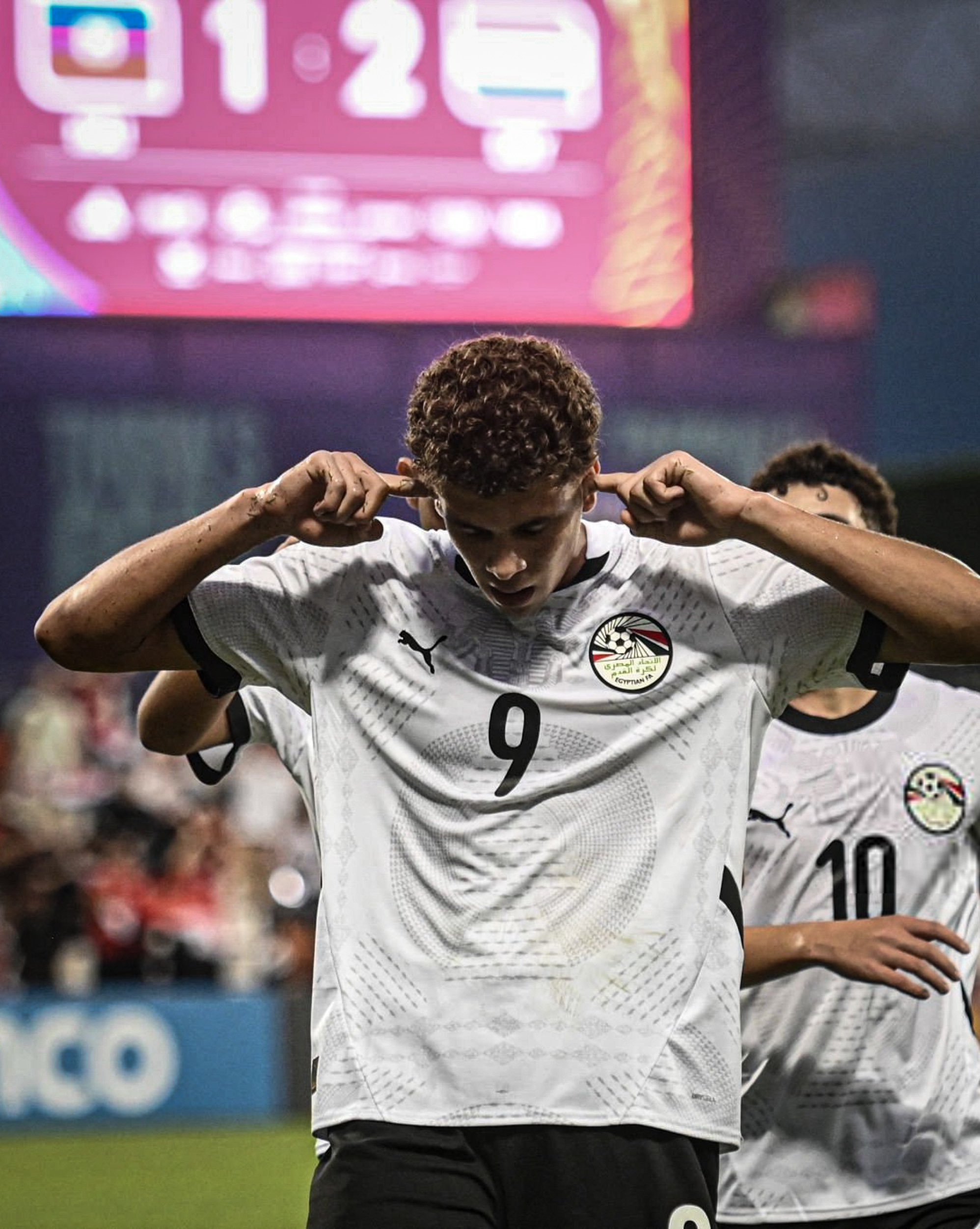 GOAL：关于哈姆扎·阿卜杜勒卡里姆的谈判已进入后期阶段✅ 巴塞罗那提交了一份新