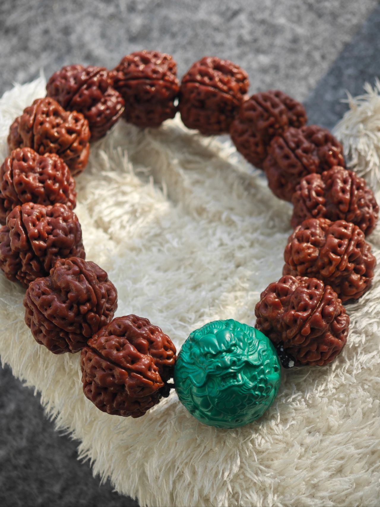 NO.341 黑咕隆咚的小卡拉米