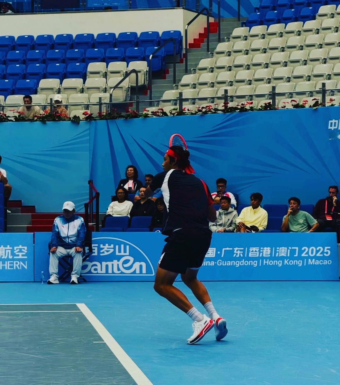 早上10点起，在 解说全运会第三轮：张之臻vs尼敦坚赞；布云朝克特vs王傲然ZZ