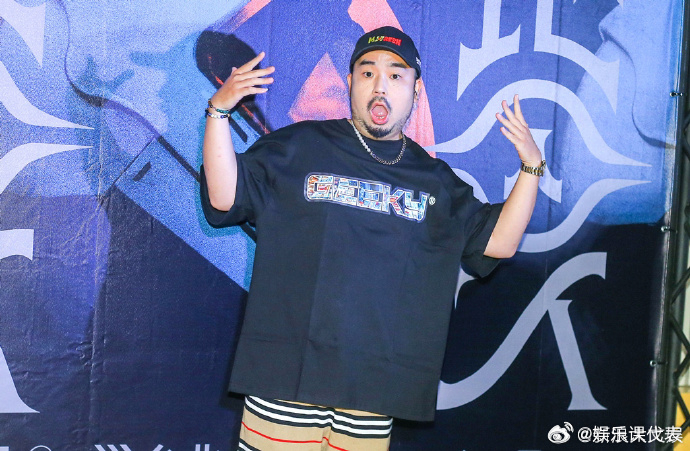 lulu前男友逃兵役lulu前男友阿达自首 据台媒5日报道，艺人阿达（本名：昌璟