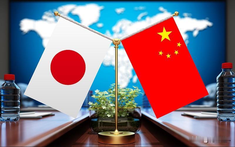 面对日本接连不断的挑衅，我们走的每一步其实都稳得很，根本不是情绪化的对抗，是精准