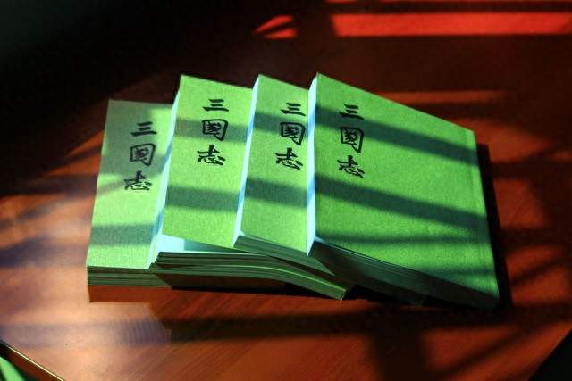 少年诸葛亮：苦难里长出的卧龙