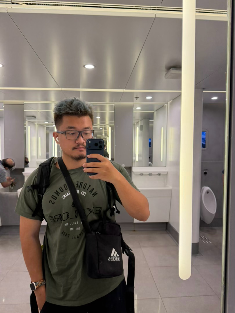 我的脸是很精致的一张脸 