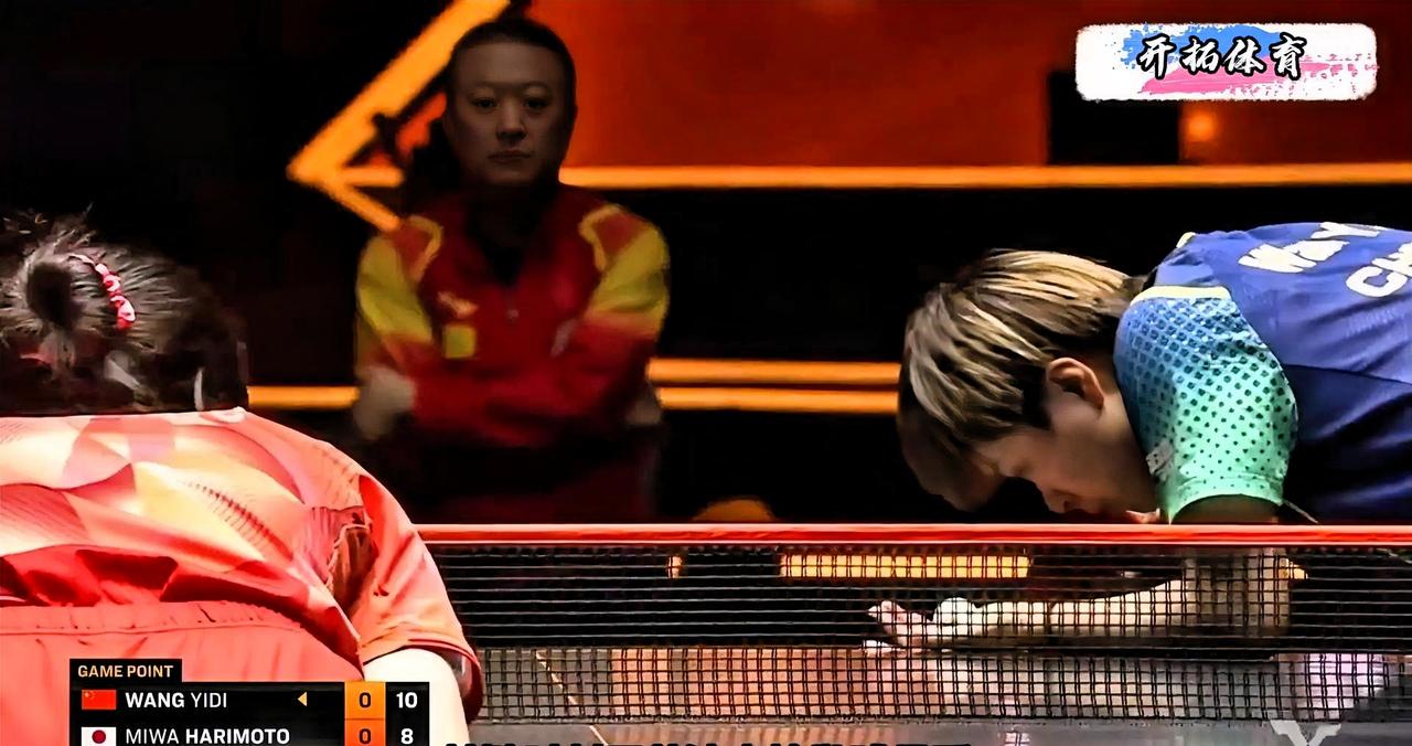 - 技术与战术的精彩博弈：王艺迪是“弧圈结合快攻”打法的代表，以反手连续对轰和正