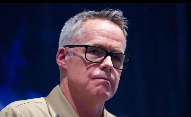 美伊战争第四天，没想到美国海军情报局局长却对中国说了这样一番话！美媒彭博社3月3