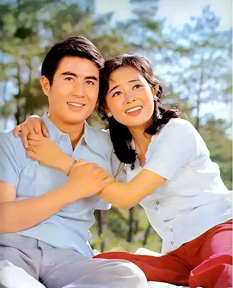 演员郭凯敏和相伴6年的妻子离婚，然后又娶尤勇前妻，现如今他怎样了？

你还记得四