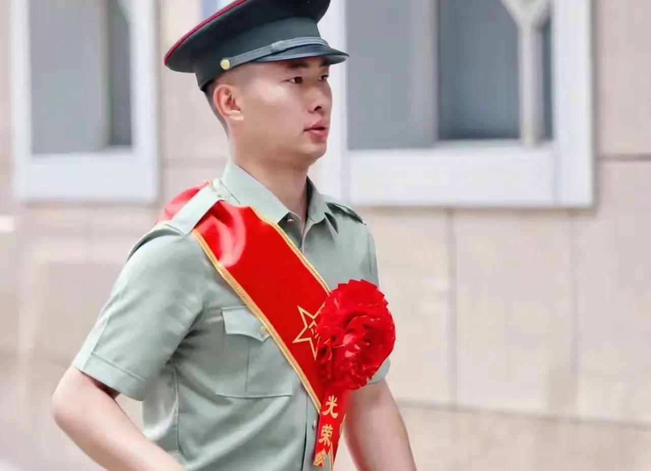 退役士兵安置事业单位工勤岗，转岗是最好的选择。选岗之后的工资福利待遇有所改变，薪