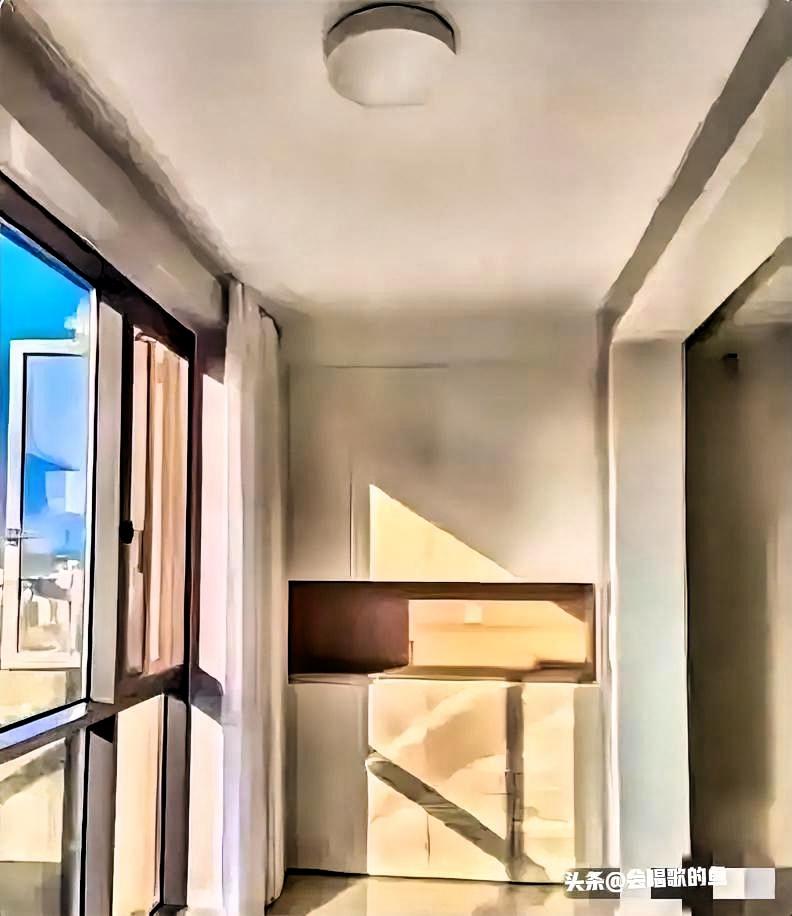 上海一房东真是绝了，房子挂538万，有人上来就砍到510万，他一咬牙答应了，结果