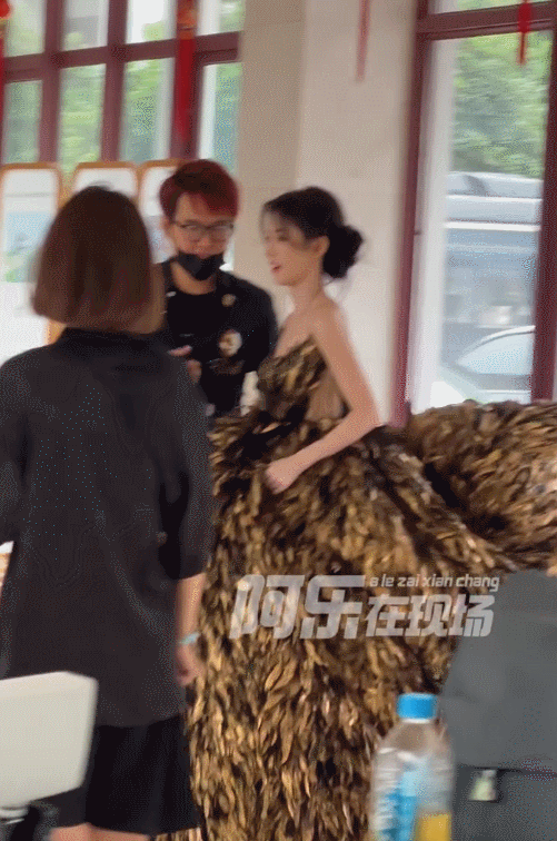 离开丝芭，鞠姐影视时尚资源都会越来越好！👍 ​​​