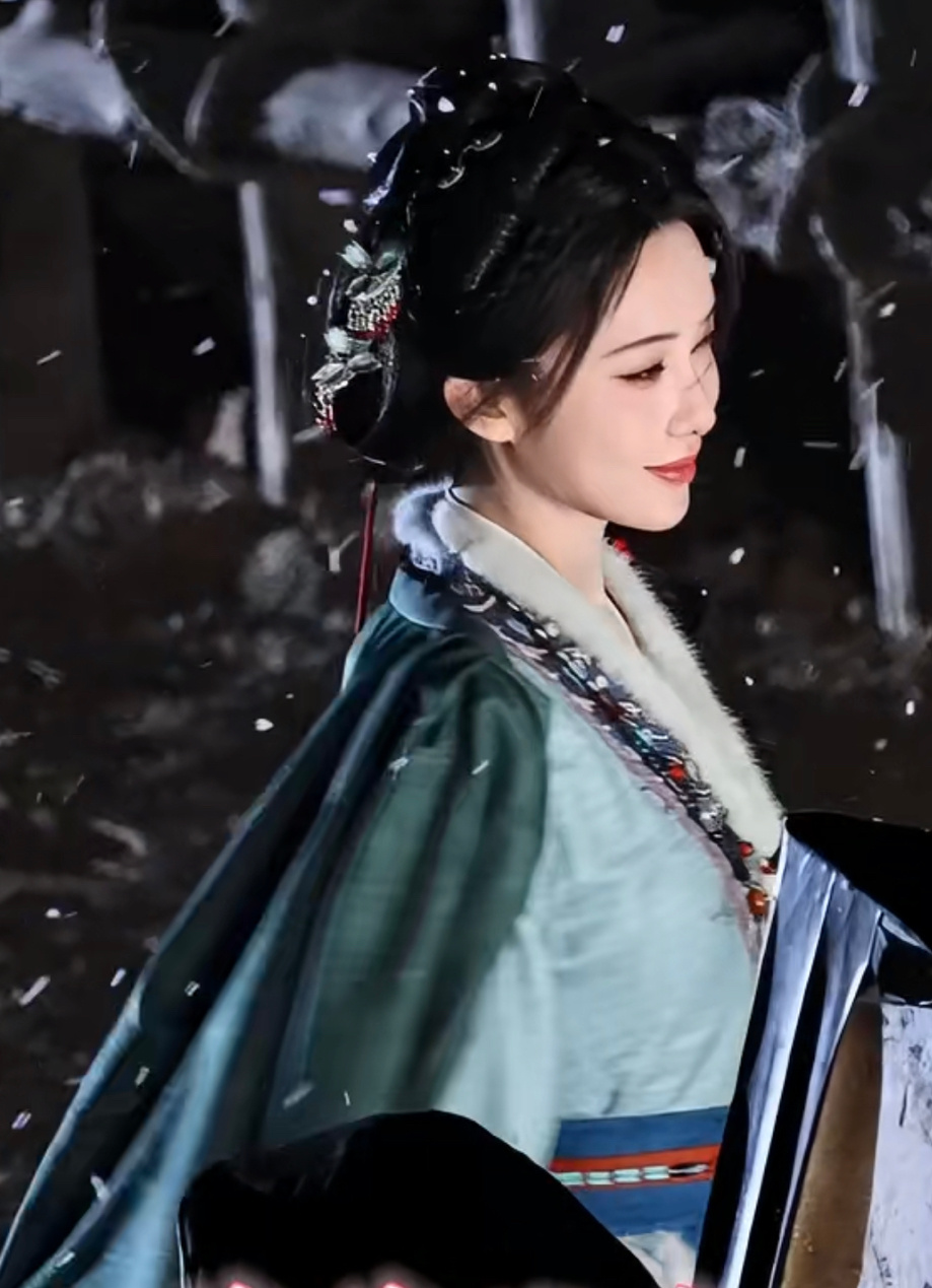 孟子义《将门独后》沈妙雪中转圈拉弓路透，又美又飒！ 