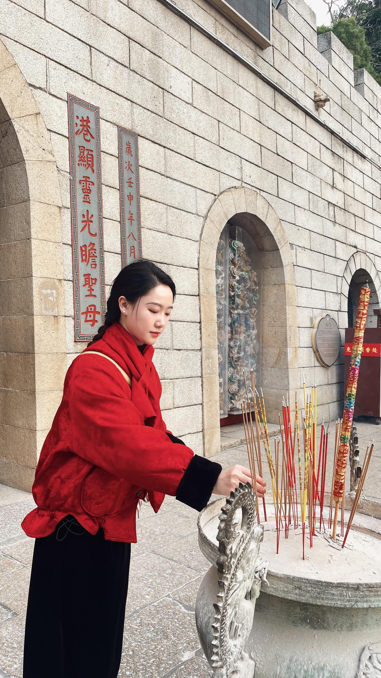 评论区都发一张你们的香炉香插，我看看都长啥样拍作品我是认真的 香插 香炉