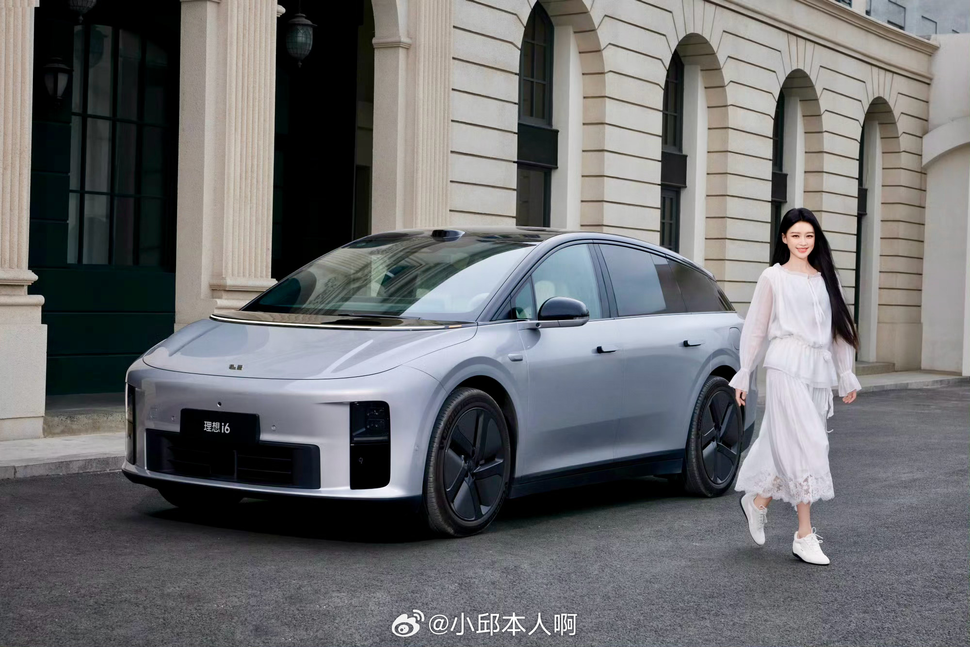 恭喜解锁新身份，正式加入理想大家庭，成为理想i6车主！ 