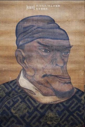 回到家，看见两颗人头挂在厅上，家人却说"恭喜"——谢再兴那一刻的心情，大概比那两