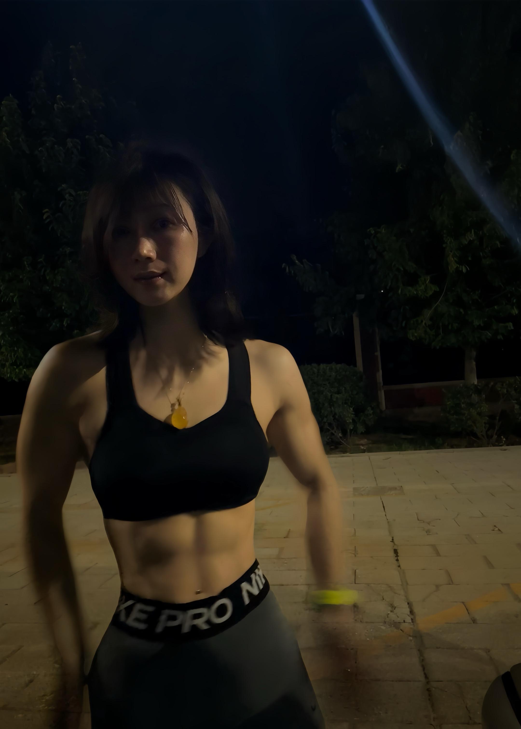衣服穿反 急着回家也得带点菜