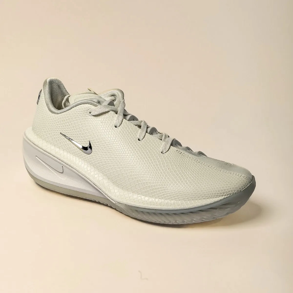 Nike GT Cut 4 “White Label” 配色曝光，本月底发售。*
