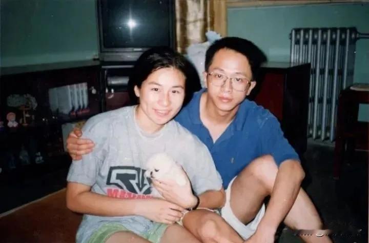用一场离婚，她分走前夫近90亿资产，如今躺着不动一年分红上千万。2023年4月4