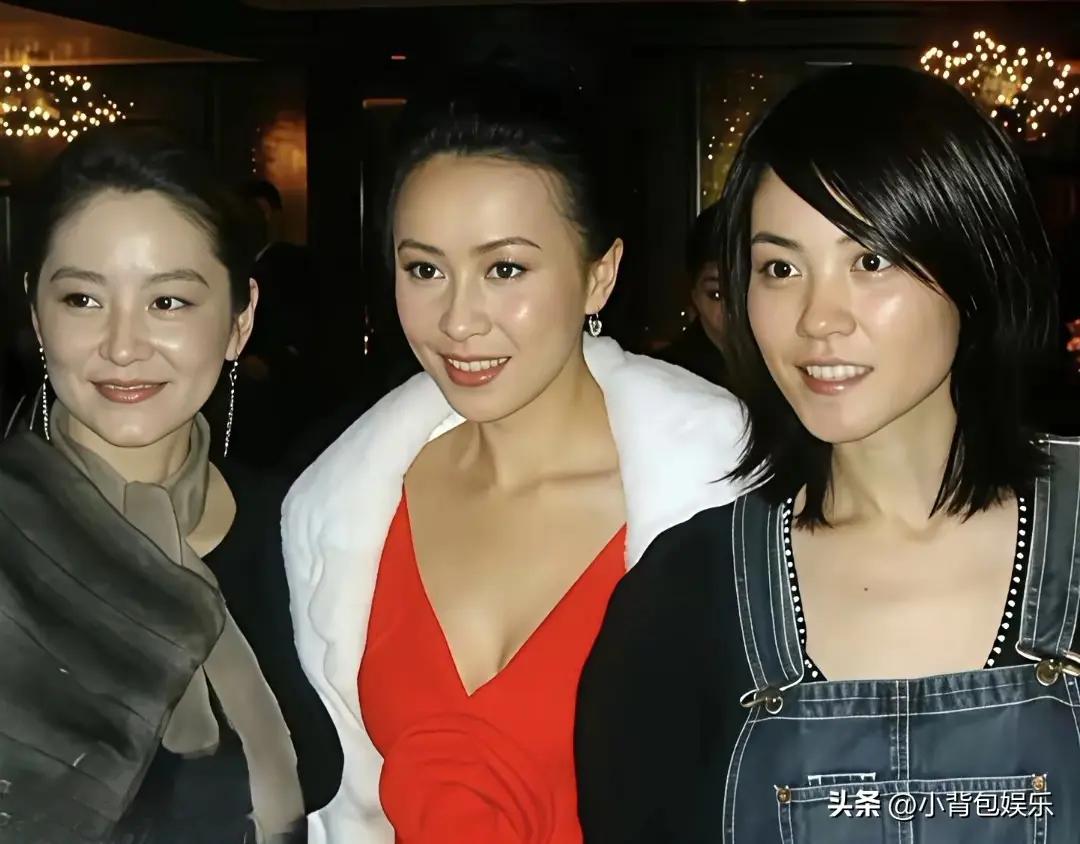 年轻时候的王菲清新脱俗，气质儒雅，怪不得谢霆锋痴迷啊，王菲与谢霆锋早期经典同框满