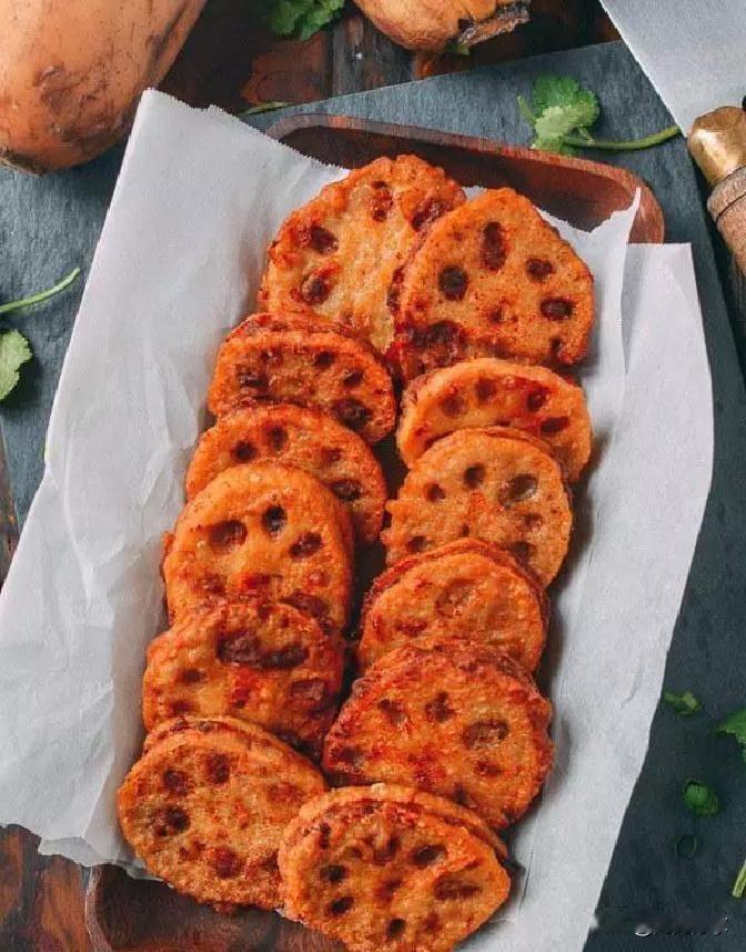 厨房里那点小聪明，就能让平平无奇的家常饭瞬间变身五星级大餐。别再纠结为啥虾总煮老