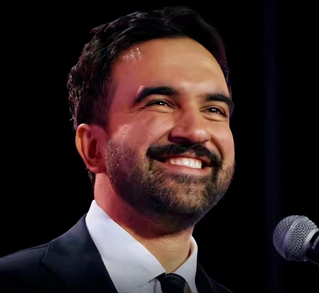 要同时抓普京和内塔尼亚胡，世界最牛市长诞生。
美国纽约新当选市长马姆达尼11月7