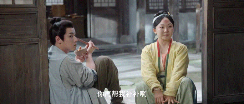 #路不平终于上桌吃饭了#这样吃饭的画面简直不要太美好，同时也是真心的希望能够快速