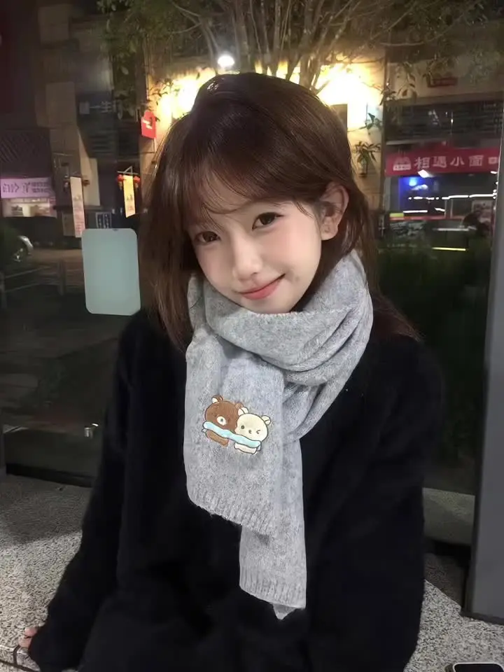 幸福的秘诀是找一个主动拿手机记录你的人.