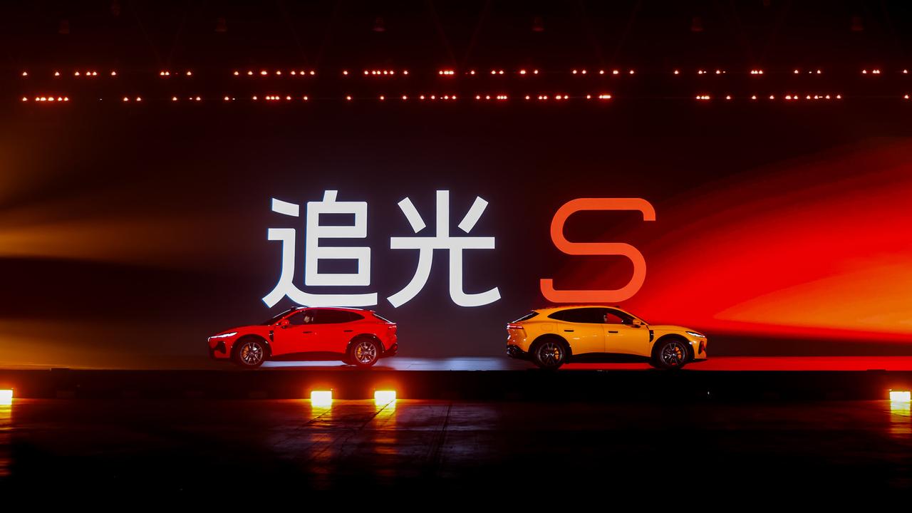 岚图追光S的限时权益价，现在看起来还是十分离谱。22.39-27.39 万元，你