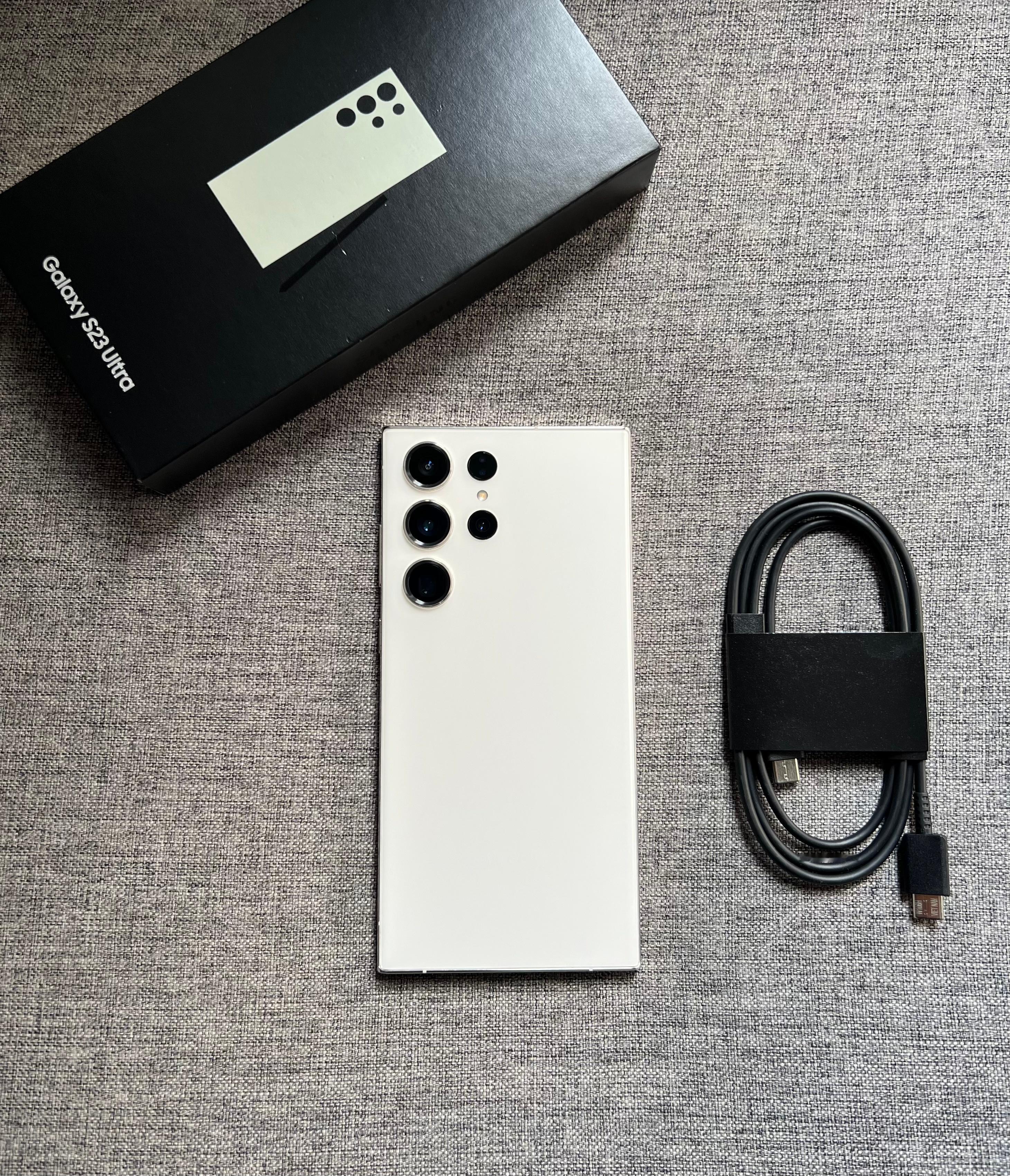 三星S23 Ultra 12+512G 悠柔白，屏幕完美，中框掉漆，电池状态良好