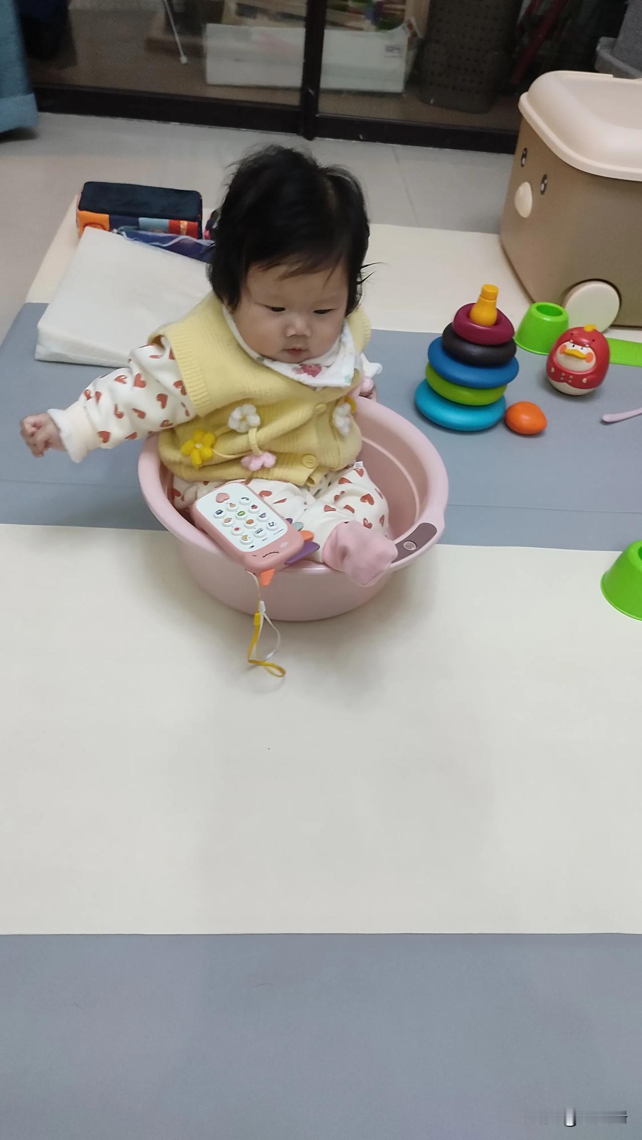 小姑娘不太舒服，请个假哈[可爱]